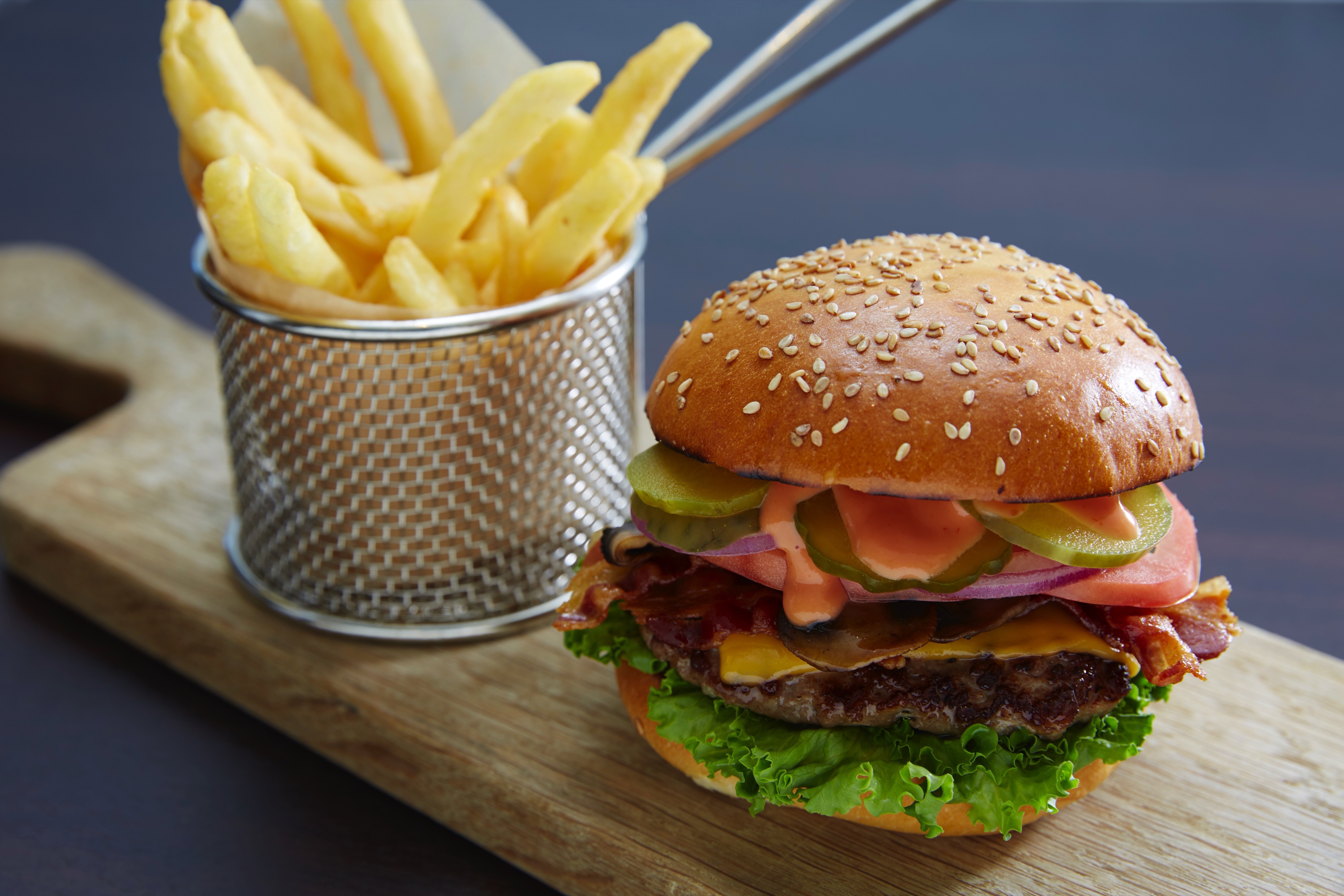 Celebrity Infinity - Mast Grill